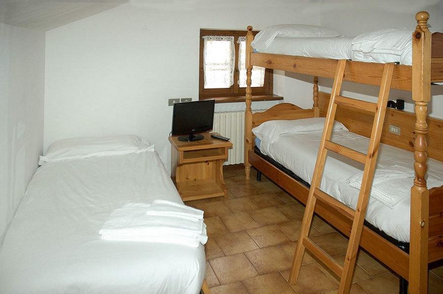 Casa Vacanze Ca' De Val Campodolcino Εξωτερικό φωτογραφία