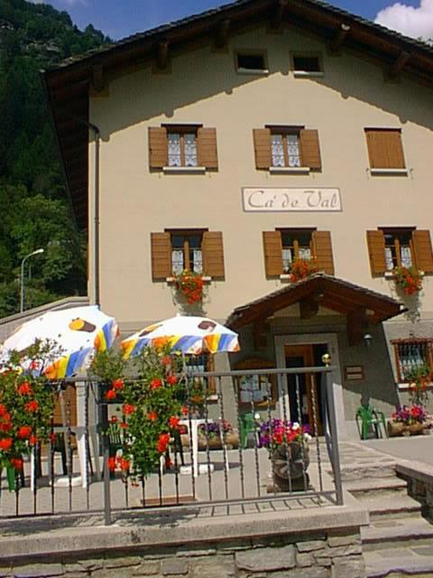 Casa Vacanze Ca' De Val Campodolcino Εξωτερικό φωτογραφία