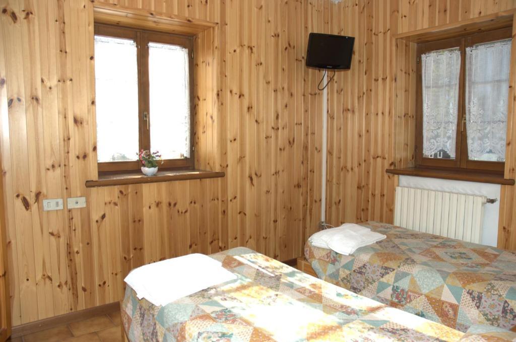 Casa Vacanze Ca' De Val Campodolcino Εξωτερικό φωτογραφία