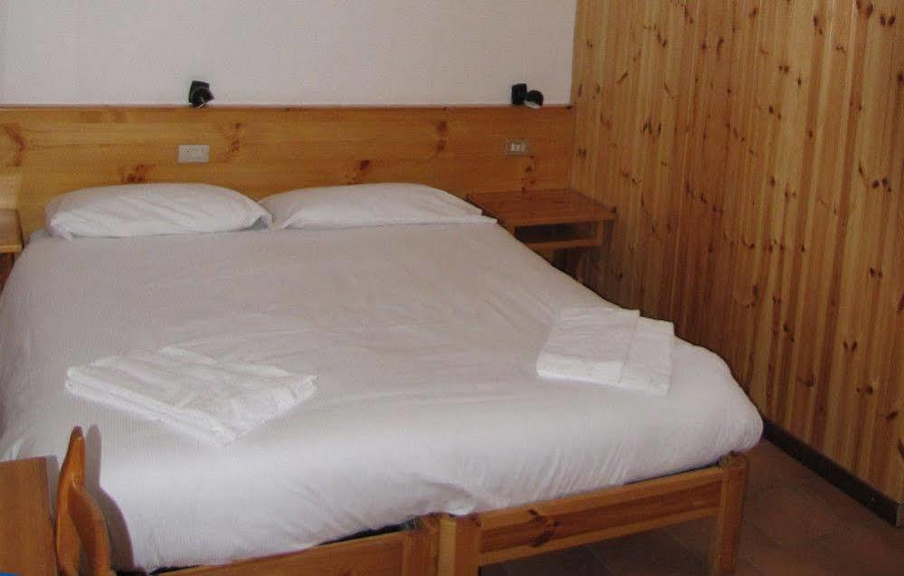 Casa Vacanze Ca' De Val Campodolcino Εξωτερικό φωτογραφία